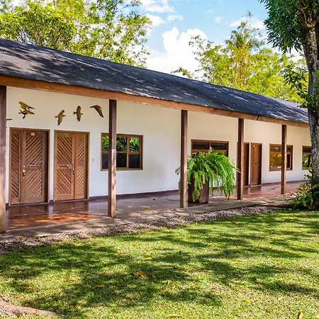 Nanajuana Rio Dulce Hotel Exterior photo
