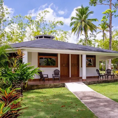 Nanajuana Rio Dulce Hotel Exterior photo
